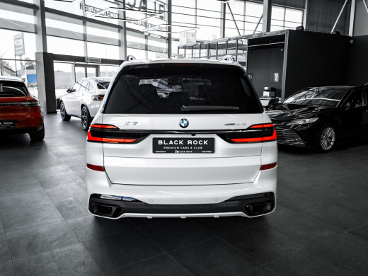 BMW X7 40d I (G07) Рестайлинг
